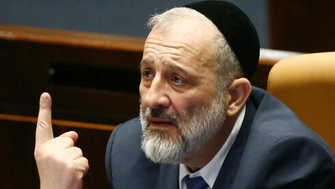 דרעי: "אם חוק הגיוס לא יאושר בתוך חודשיים – נלך לבחירות"