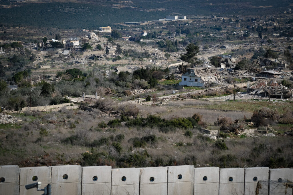 מפוני הצפון מנסים להחזיר את תחושת הביטחון: "אין לדעת מה יקרה, למי נאמין?"