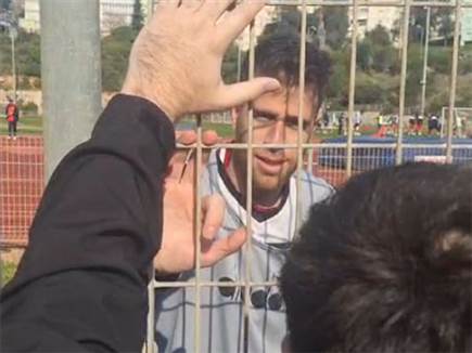 "זו דקירה בלב כל אוהד". צפו בבקשת האוהדים מגיא מלמד