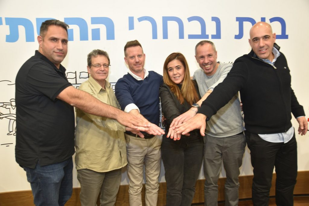 עובדי חברות הסלולר יוצאים למאבק משותף במשרד התקשורת: "תוכניות הרסניות"