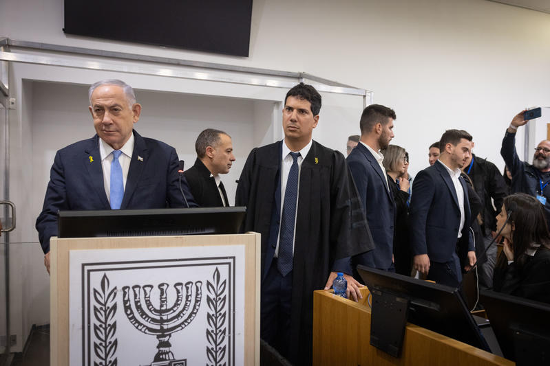 נתניהו בפתח יום עדותו השמיני: "מדינית אני מרגיש מצוין, רפואית זה היה שבוע מאתגר"