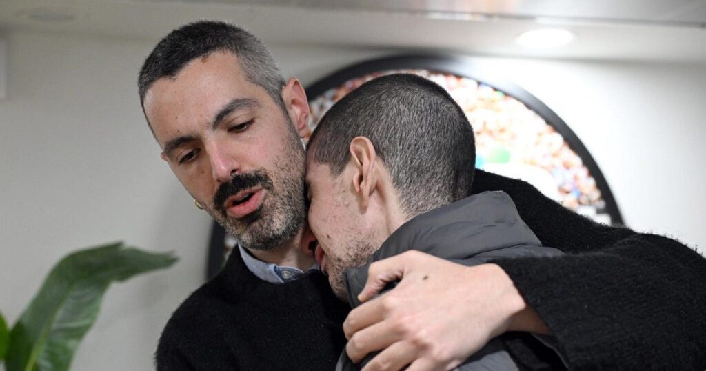 או אחיו של לוי: ההתלהבות של רעב בני הערובה, הגברים הנותרים לא ישרדו את המשפחות – ישראל חדשות