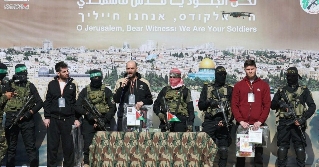 דו"ח בני הערובה הישראלי, שהוכו והרעבו על ידי חוטיהם, אומר.