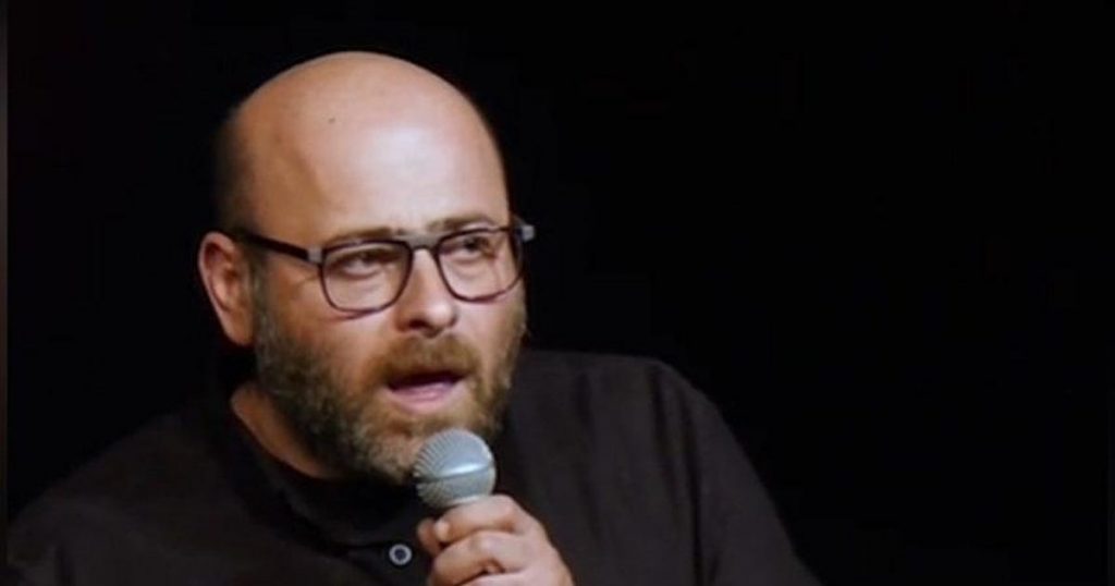 ישראלי -ישראלי קומיקאי שהושק מההזמנה לאחר שסיפר בדיחות על בני הערובה – חדשות ישראל