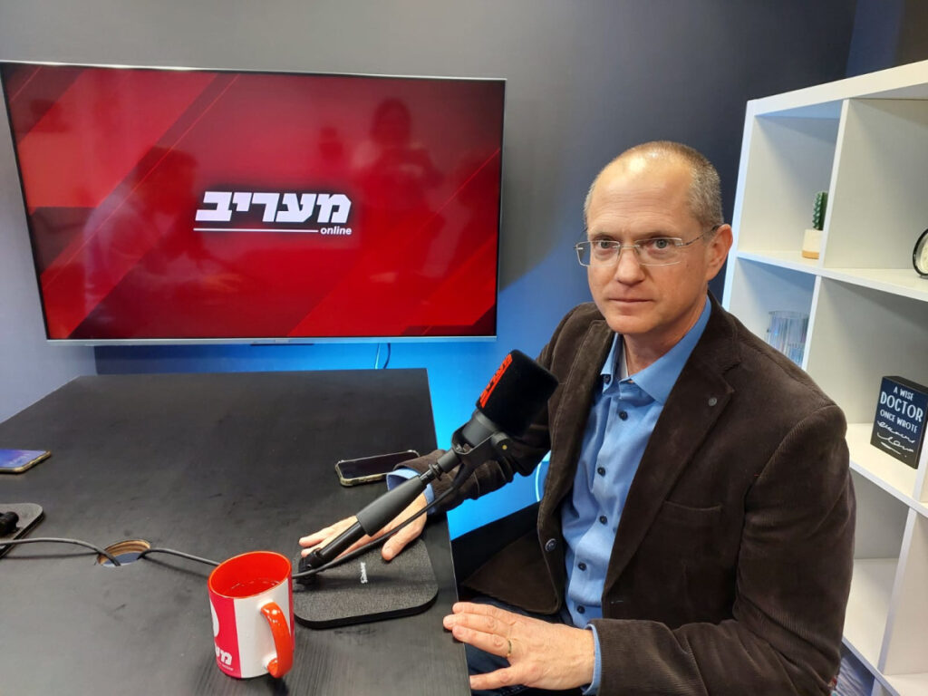 פורר מאגף את סמטוריץ' מימין: "אתה הזרמת דלק ותחמושת לחמאס"