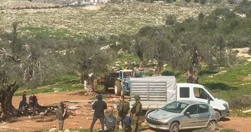 ביוזמה הפרטית, חיילים ישראלים גורשים באופן בלתי חוקי משפחות פלסטיניות בגדה המערבית – חדשות ישראל