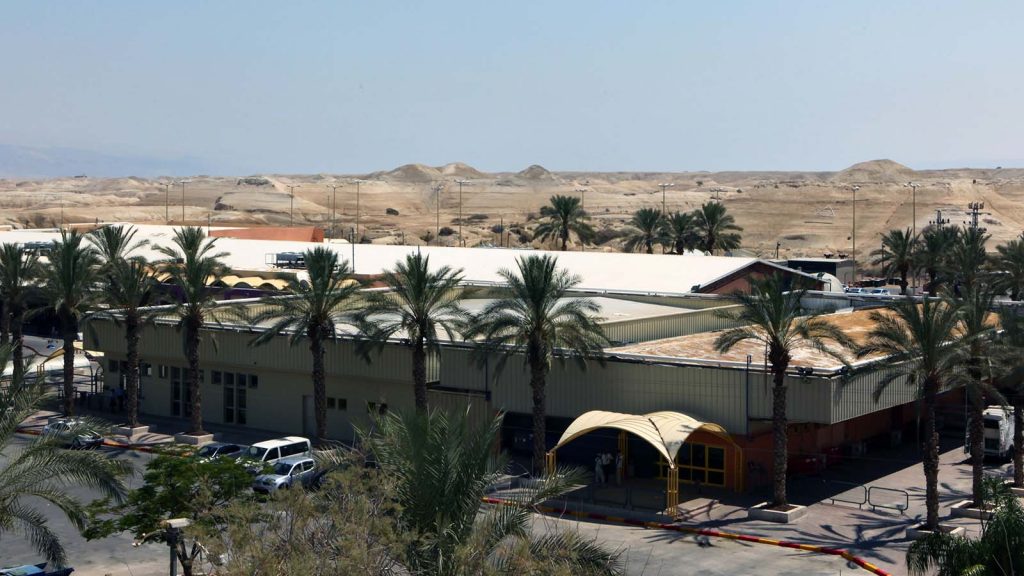 ההסתדרות: סגירת מעבר אלנבי בוצעה על ידי ההנהלה ולא בעקבות שביתת עובדים