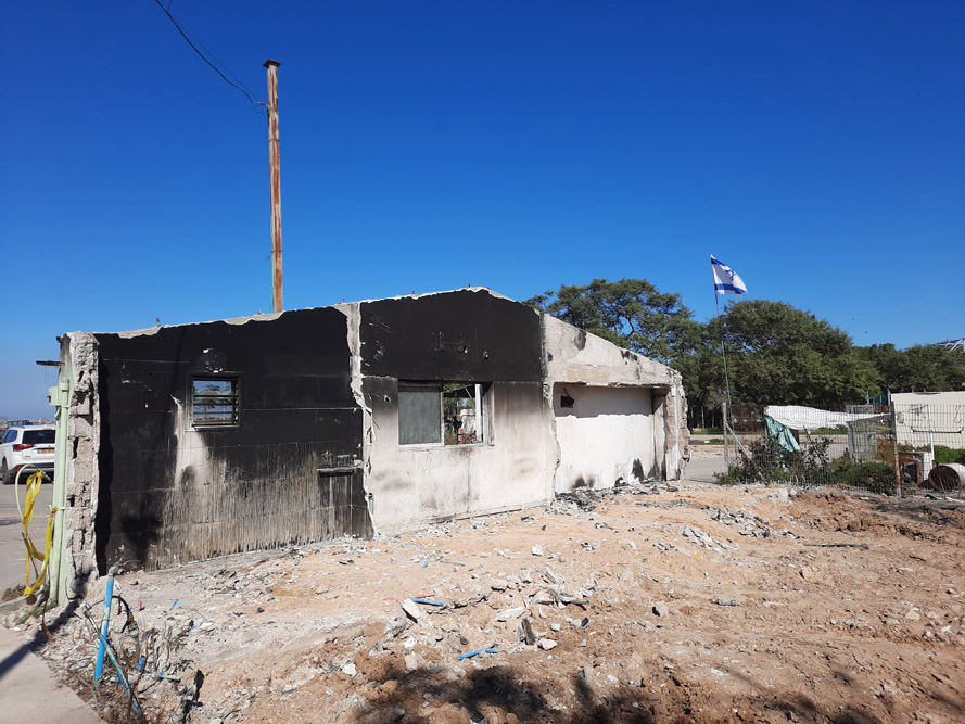 הכוחות נעצרו בקיבוץ בדרכם לבארי ונחל עוז: תחקיר הקרב בעלומים