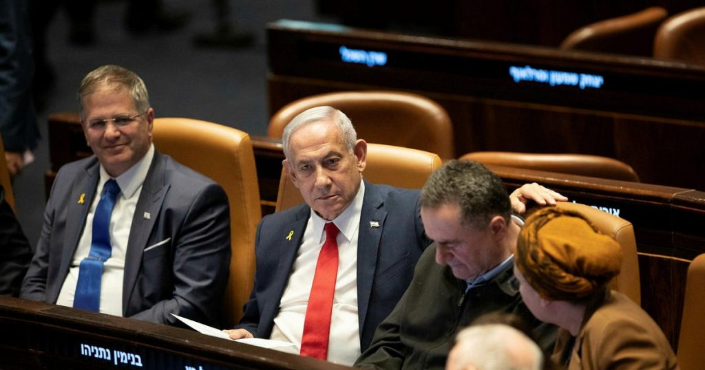 קואליציית נתניהו דוחפת ללא בושה את הרפורמה השיפוטית מכיוון שמשבר הערובה שולט במוקד הישראלים – ישראל חדשות