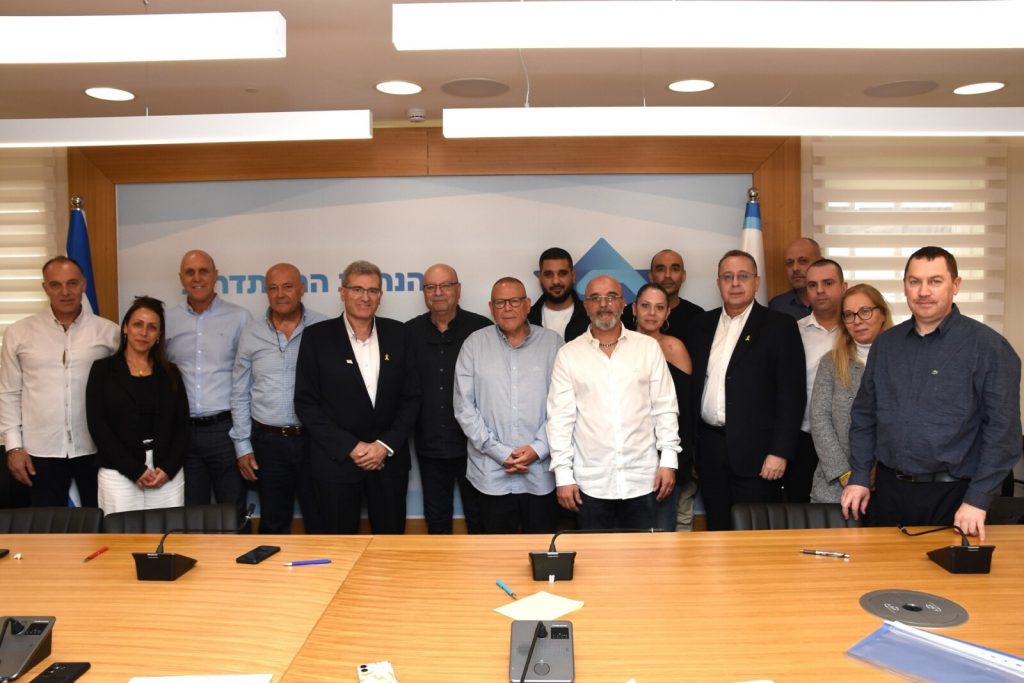 שיפור תנאים ותוספות שכר: נחתם הסכם קיבוצי בחברת התרופות "תרו"