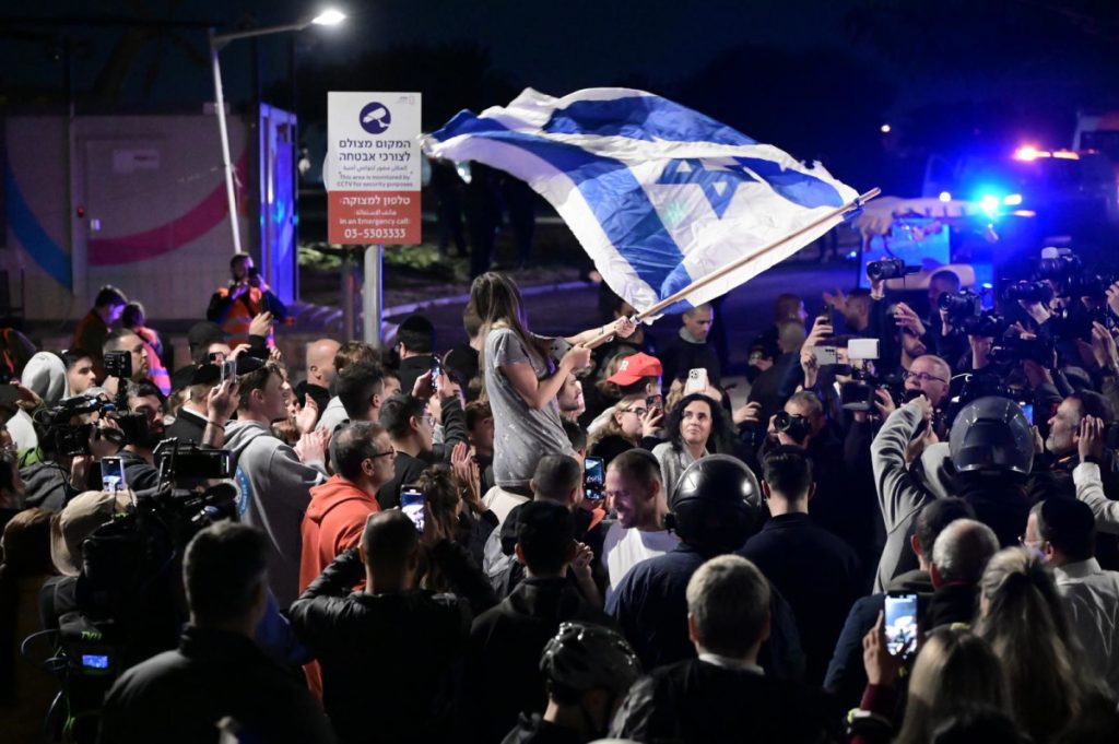 ביטוח לאומי ושיבא מציגות: התכנית החדשה לליווי משפחות החטופים