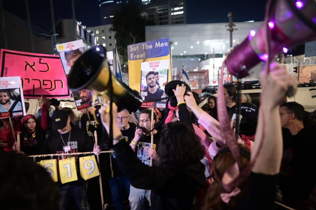 אמו של החטוף טוענת: "חמאס מאותת שהוא רוצה להשיב את כולם"