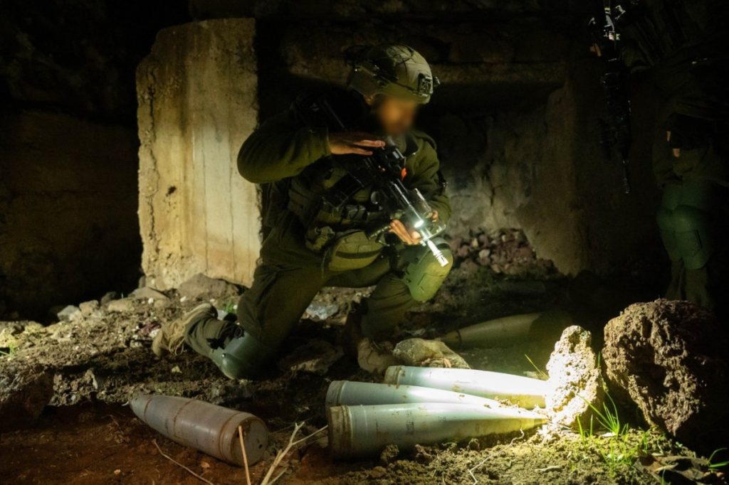 עם כלבי גישוש: תיעוד מפעילות לוחמי צה"ל בדרום סוריה