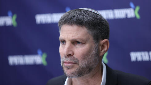 סמוטריץ' מוכיח שוב ושוב: יעדי הגירעון שלו הם הבטחות ריקות