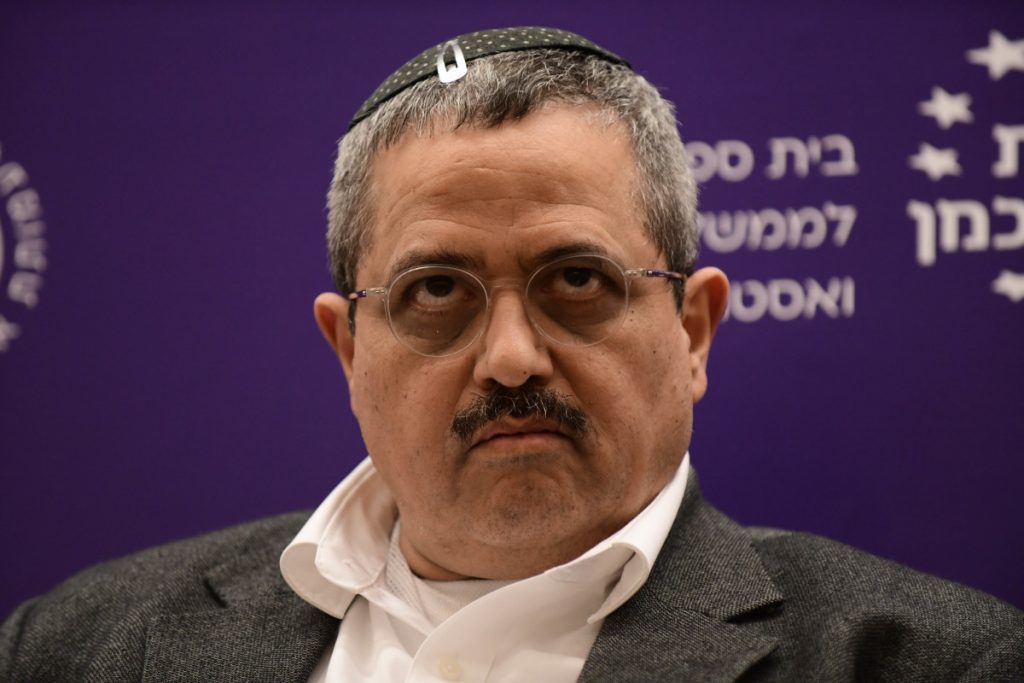 רוני אלשיך חושף – כך בנימין נתניהו מפליל את עצמו בפרשת קאטרגייט