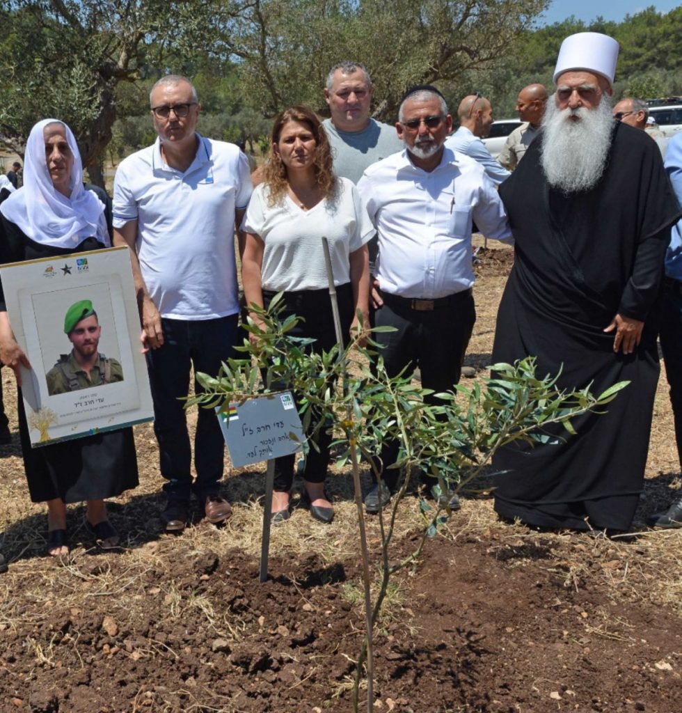 היוזמה "נר לכל גיבור" מנציחה את חללי העדה הדרוזית במלחמה