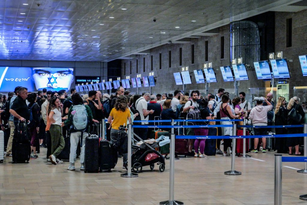 הסוף לשכונה בנתב"ג: פסק דין חסר תקדים קבע – הרחקה ל-3 שנים