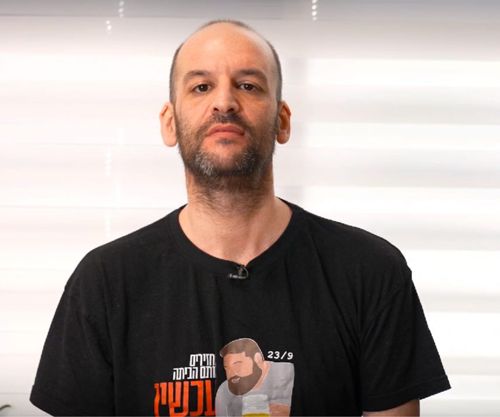 לאחר ירדן ביבס: גם יאיר הורן פונה לתקשורת בארה"ב