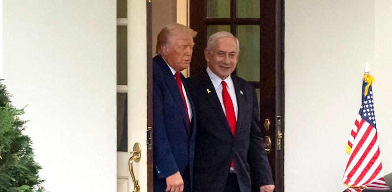 זהירות, טראמפ יעשה עסקה – גלובס