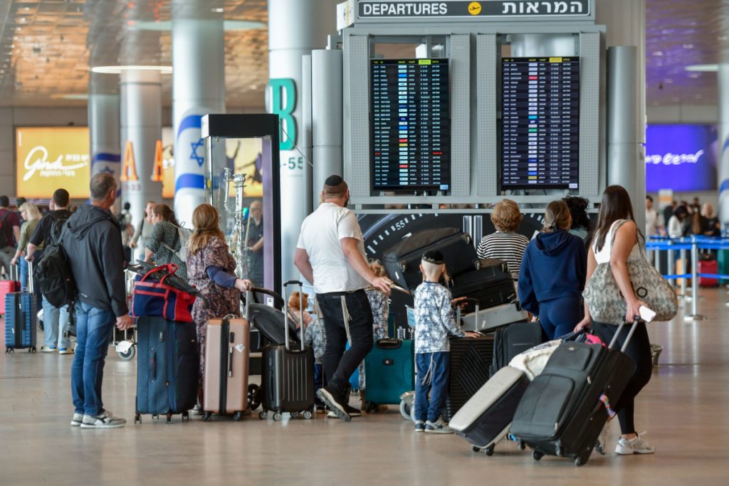 מנכ"ל משרד התחבורה: "אין באמת משבר בטיסות לישראל"