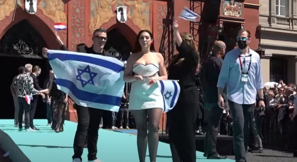 טקס פתיחת האירוויזיון: יובל רפאל נאלצה להתמודד עם הגרוע מכל