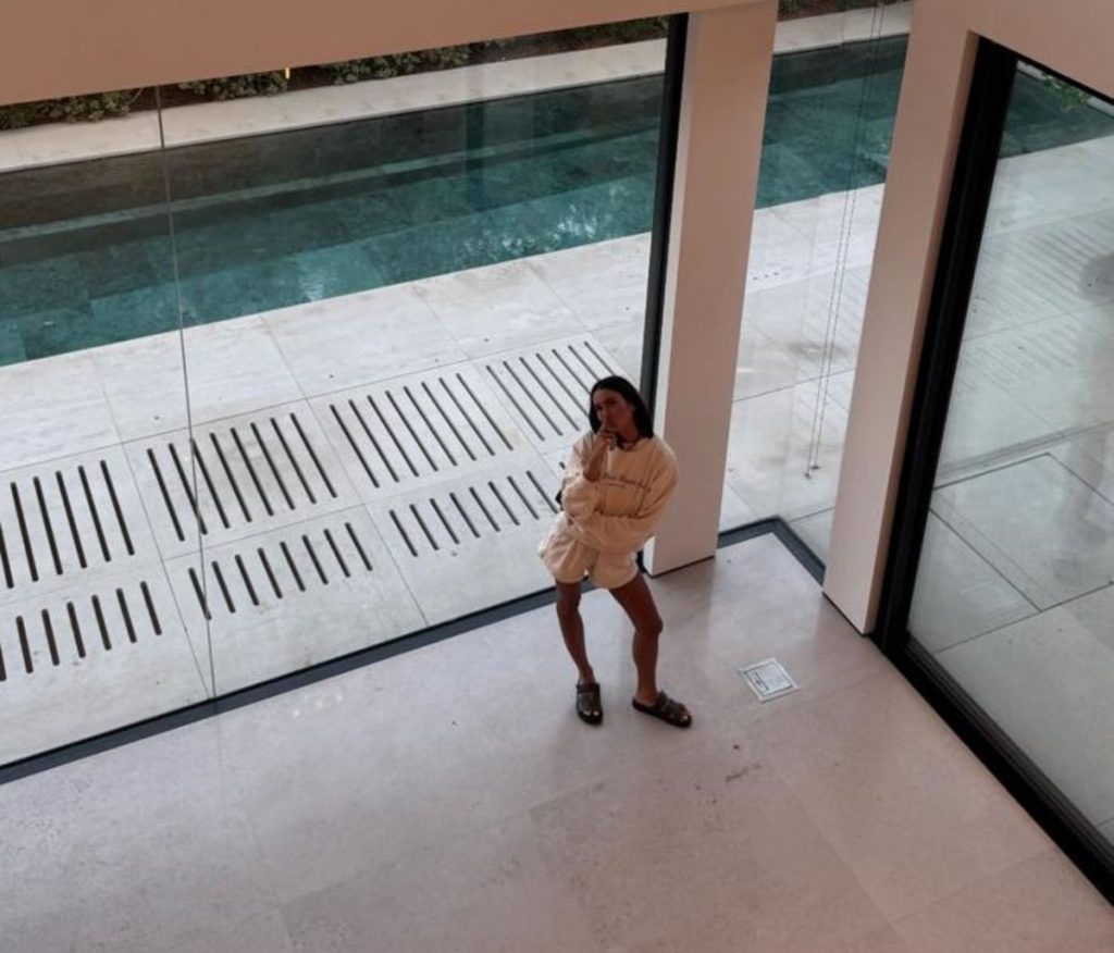 אדל בספלוב על הווילה החדשה: "חושבים שההורים שלנו ממנים"