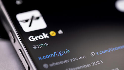 בטוויטר החלו להשתמש ב-Grok לבדיקת עובדות – למה זו בעיה?