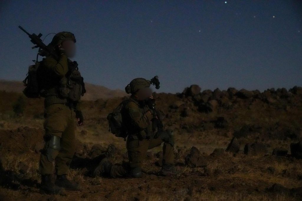 במבצע לילי: צה"ל עצר מחבלי חמאס בסוריה והם הובאו לחקירה בישראל
